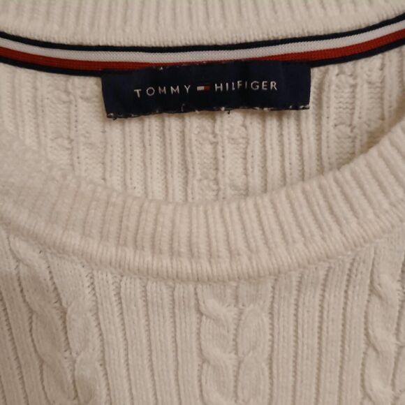 Tommy Hilfiger Women's White Cable Knit Crew Neck Sweater Preppy 21" Pit to Pit - Picture 2 of 6
